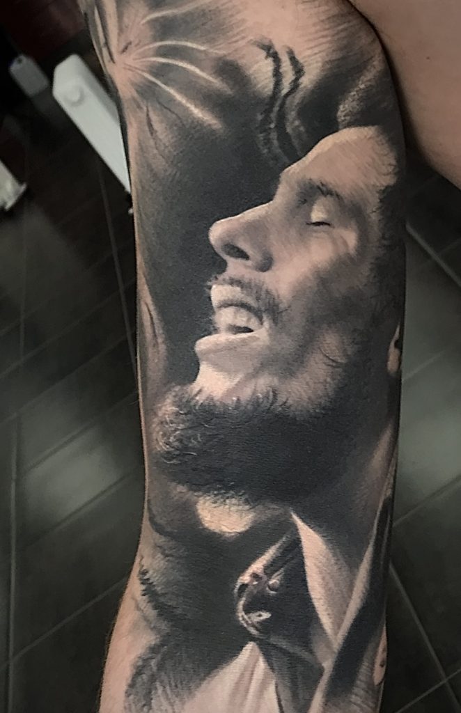 black-and-grey-tattoo 